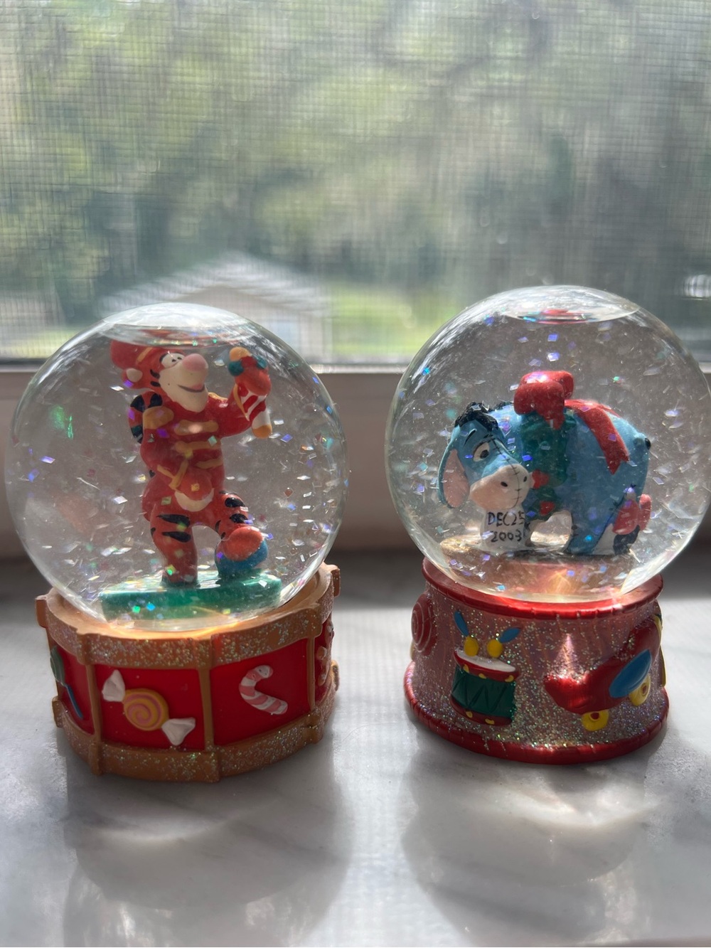 Vintage 2003 Tigger & Eeyore Holiday Snow Globe Set - Blue, Red